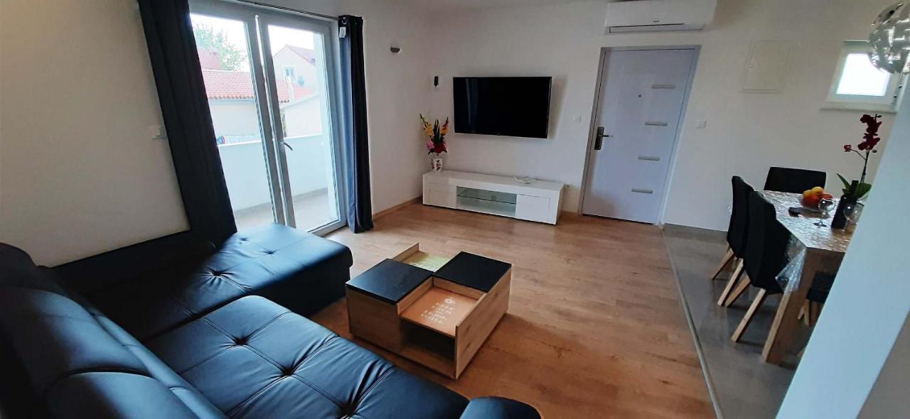Penthaus Apartment N&M Baška Voda エクステリア 写真