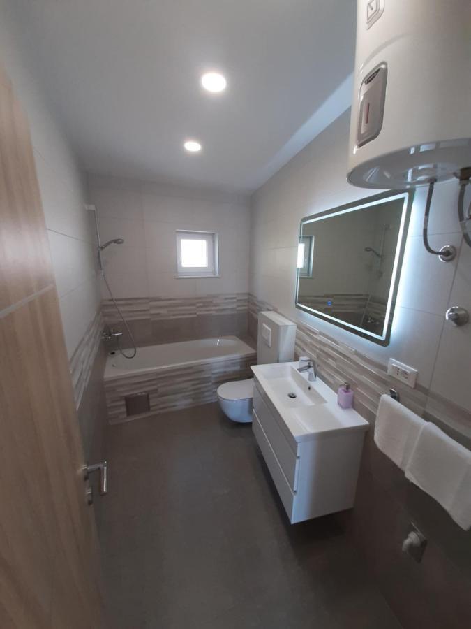 Penthaus Apartment N&M Baška Voda エクステリア 写真