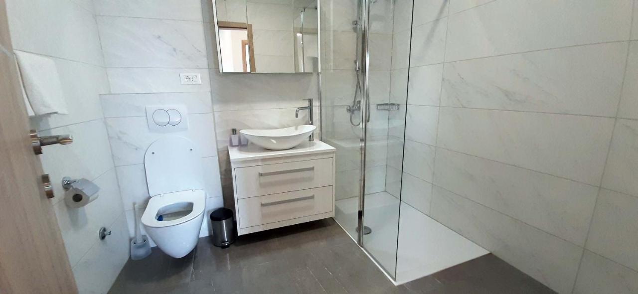 Penthaus Apartment N&M Baška Voda エクステリア 写真