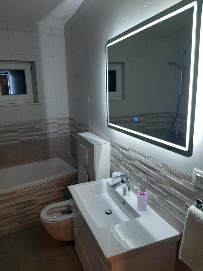 Penthaus Apartment N&M Baška Voda エクステリア 写真
